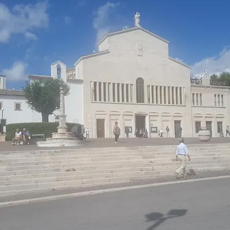 Alojamento de Acomodação e Pequeno-almoço Santa Rita